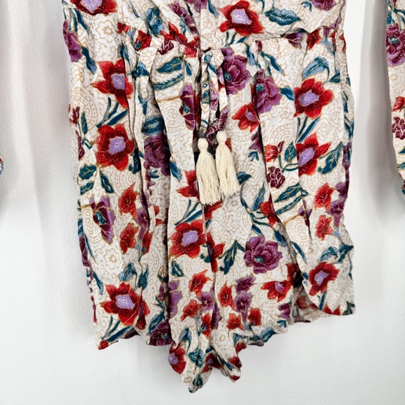 Hollister Long Sleeve Floral Romper Women’s Size XS - Picture 6 of 13